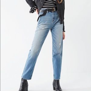 BDG Mom Jean | 28